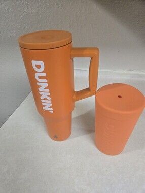 Limited Edition Dunkings Tumbler and  Dunkin Silicone Sipper Bundle